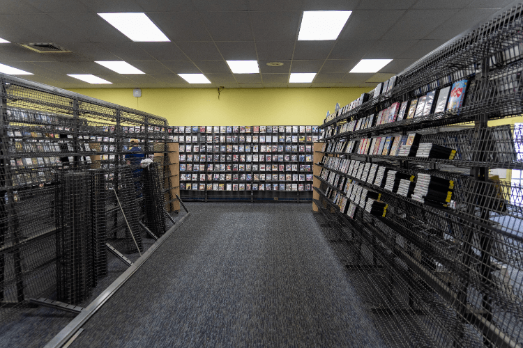 レンタル落ちDVD・CDは買取できる？買取可能なケースや相場を紹介