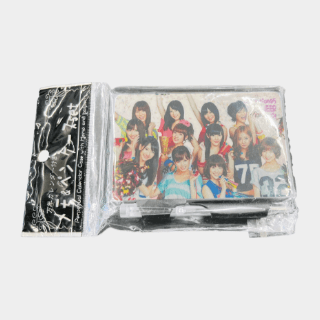解散・卒業した<br />
アーティストや<br />
アイドルのグッズ