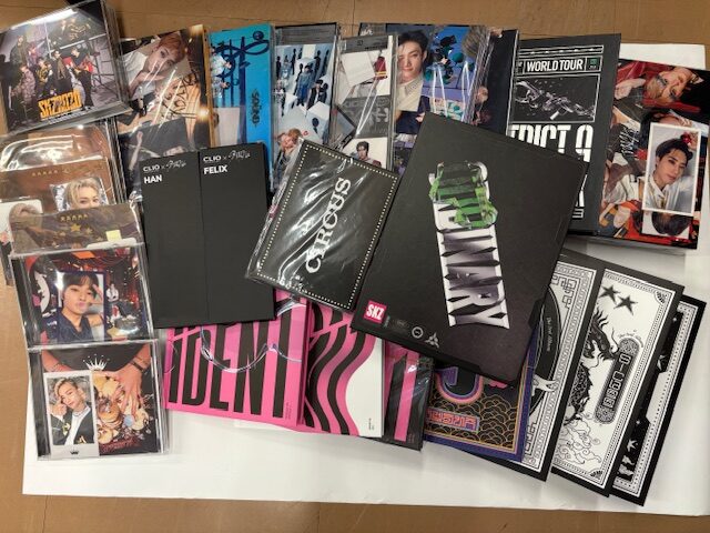 ①Stray Kids　CD他